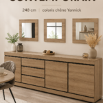 Buffet contemporain en chêne dans un salon moderne
