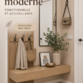 Un hall d'entrée moderne et accueillant avec des meubles pratiques et une décoration stylée.