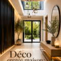 Une entrée moderne et chaleureuse avec des éléments décoratifs en harmonie.