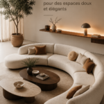 Salon moderne avec des meubles courbés aux lignes douces