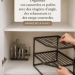 Étagère d'angle bien organisée avec casseroles et poêles.